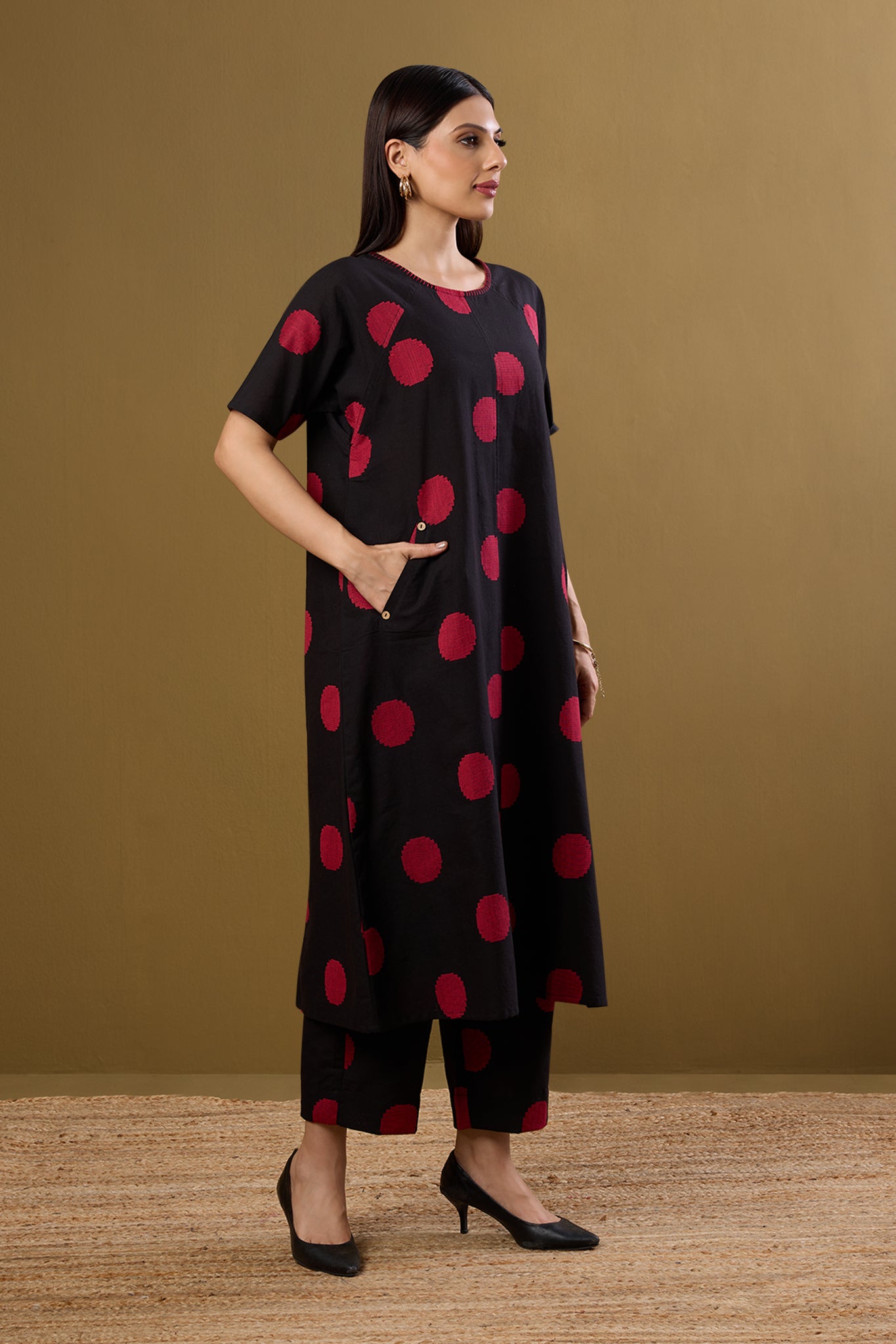 Co-ord set Noir Ruby Dots drop shoulder tunic & pants (set of 2)