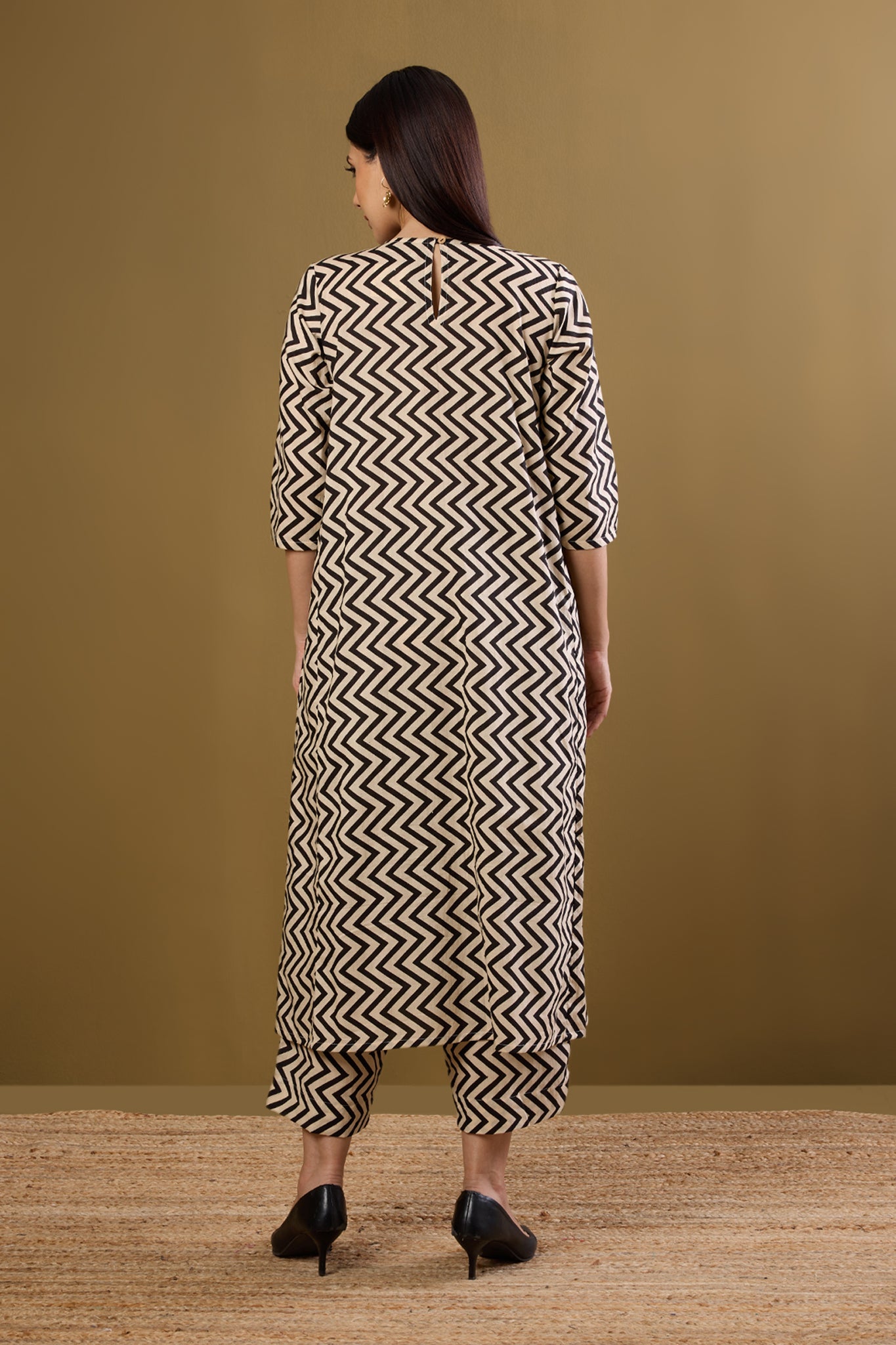 Co-ord Set Bold Noir Chevron Pintuck Long Dress & Pants