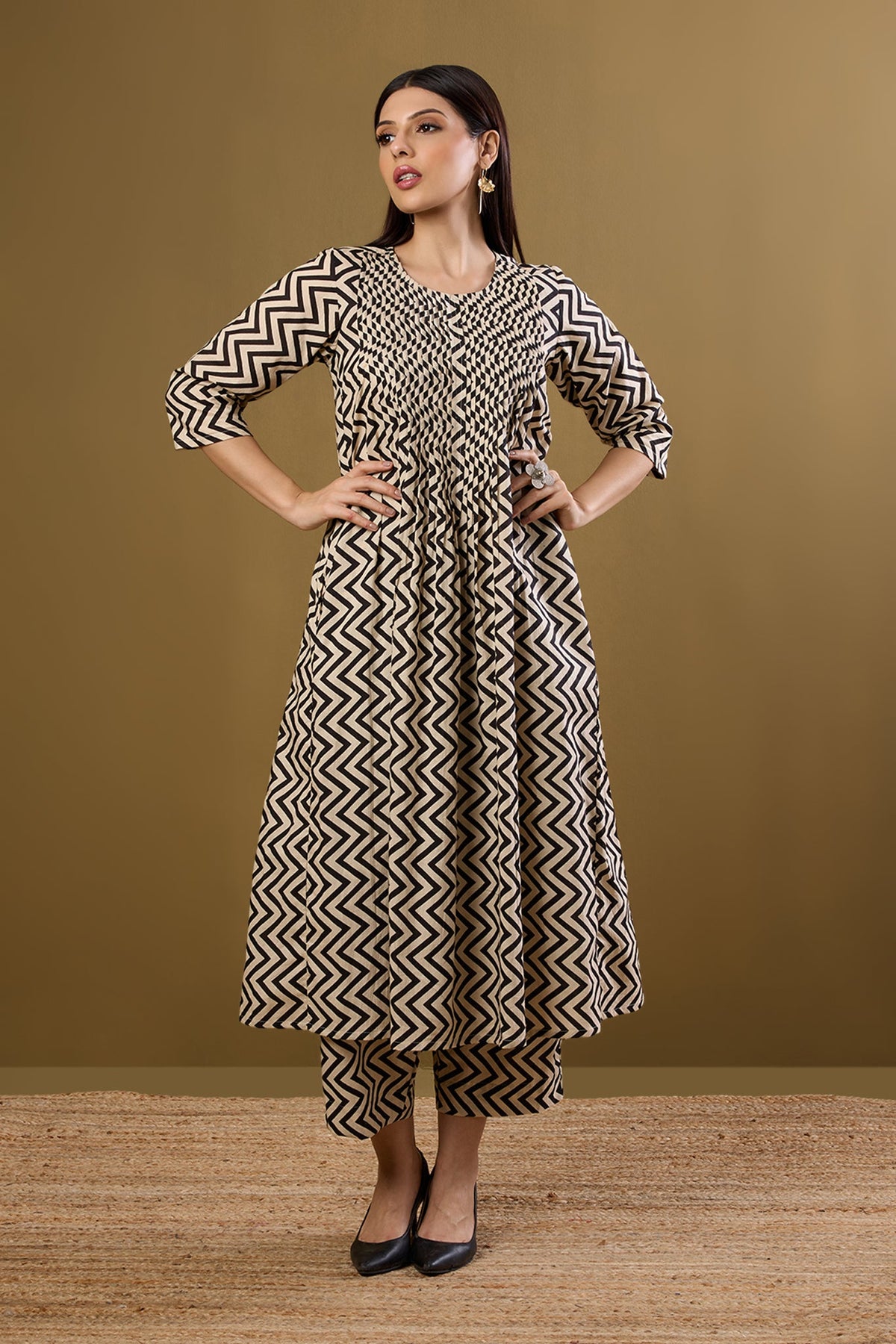 Co-ord Set Bold Noir Chevron Pintuck Long Dress & Pants