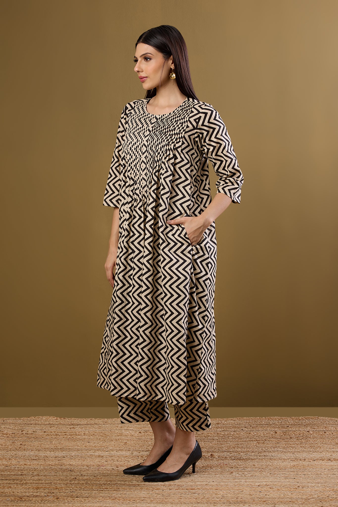 Co-ord Set Bold Noir Chevron Pintuck Long Dress & Pants