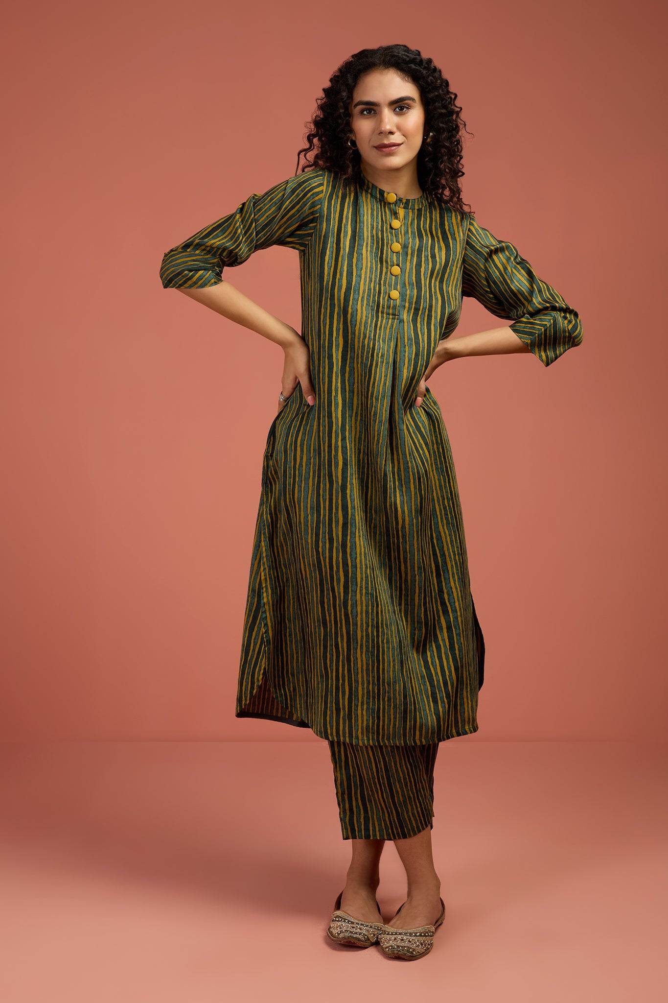 Co-ord Set Pine Grove & Turmeric Tint Stand Collar Kurta with Round Hemline