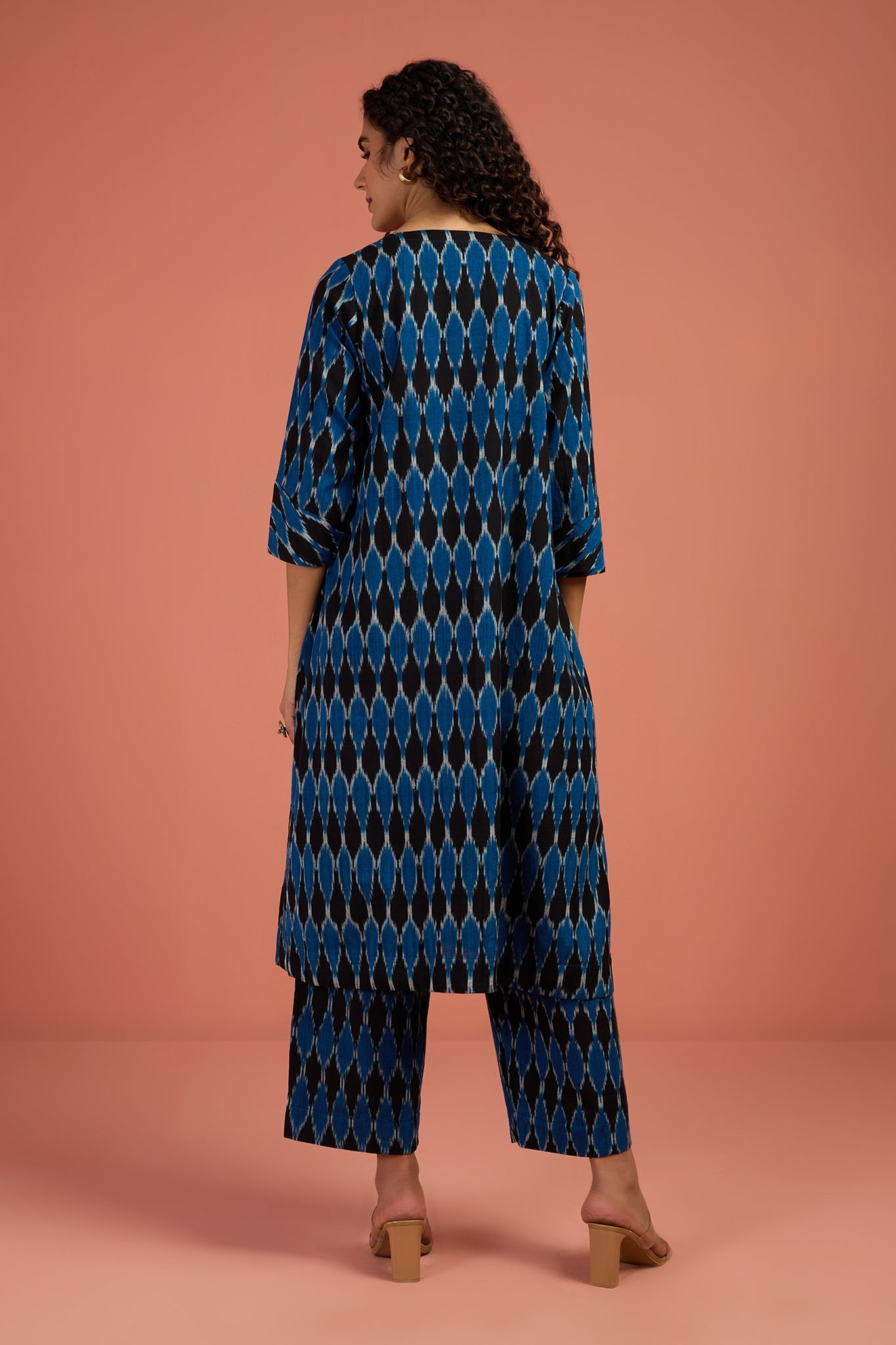 Co-ord Set Stardust Echo Panelled Kurta & Pants
