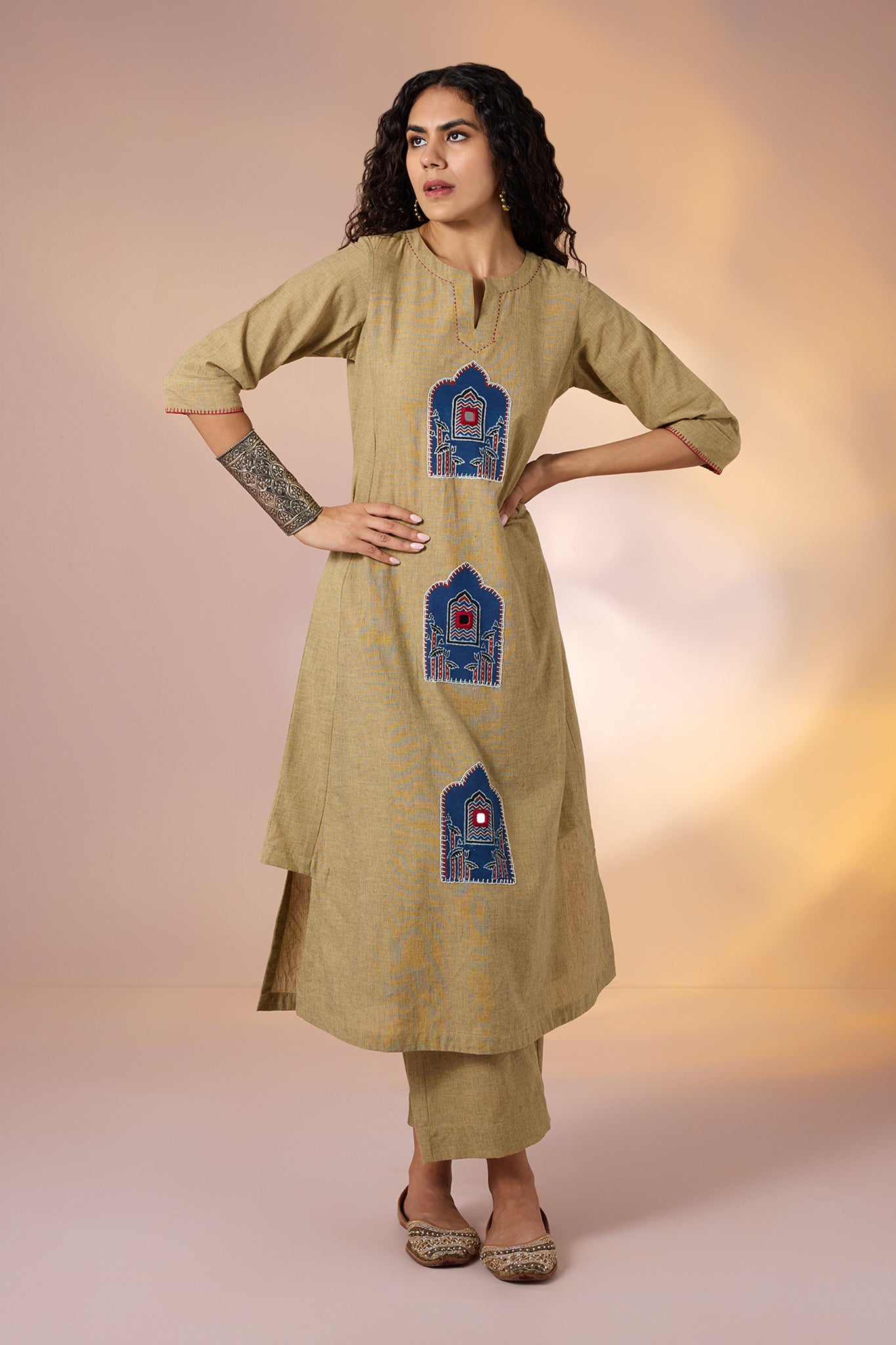 Coord Set Sandstone Arch Long Kurta with Side Twist & Pants (set of 2)