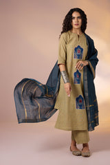 Coord Set Sandstone Arch Long Kurta with Side Twist & Pants (set of 2)