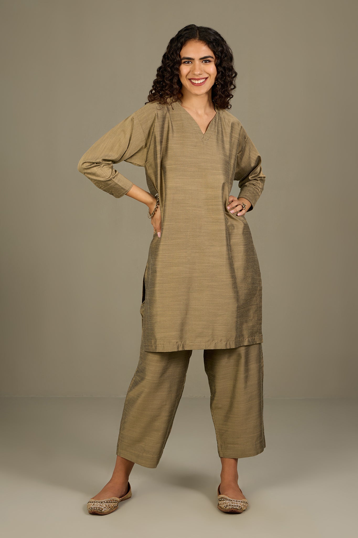 Co-ord Set Burnished Gold  Silk Slub Leisure Tunic (Set of 2)