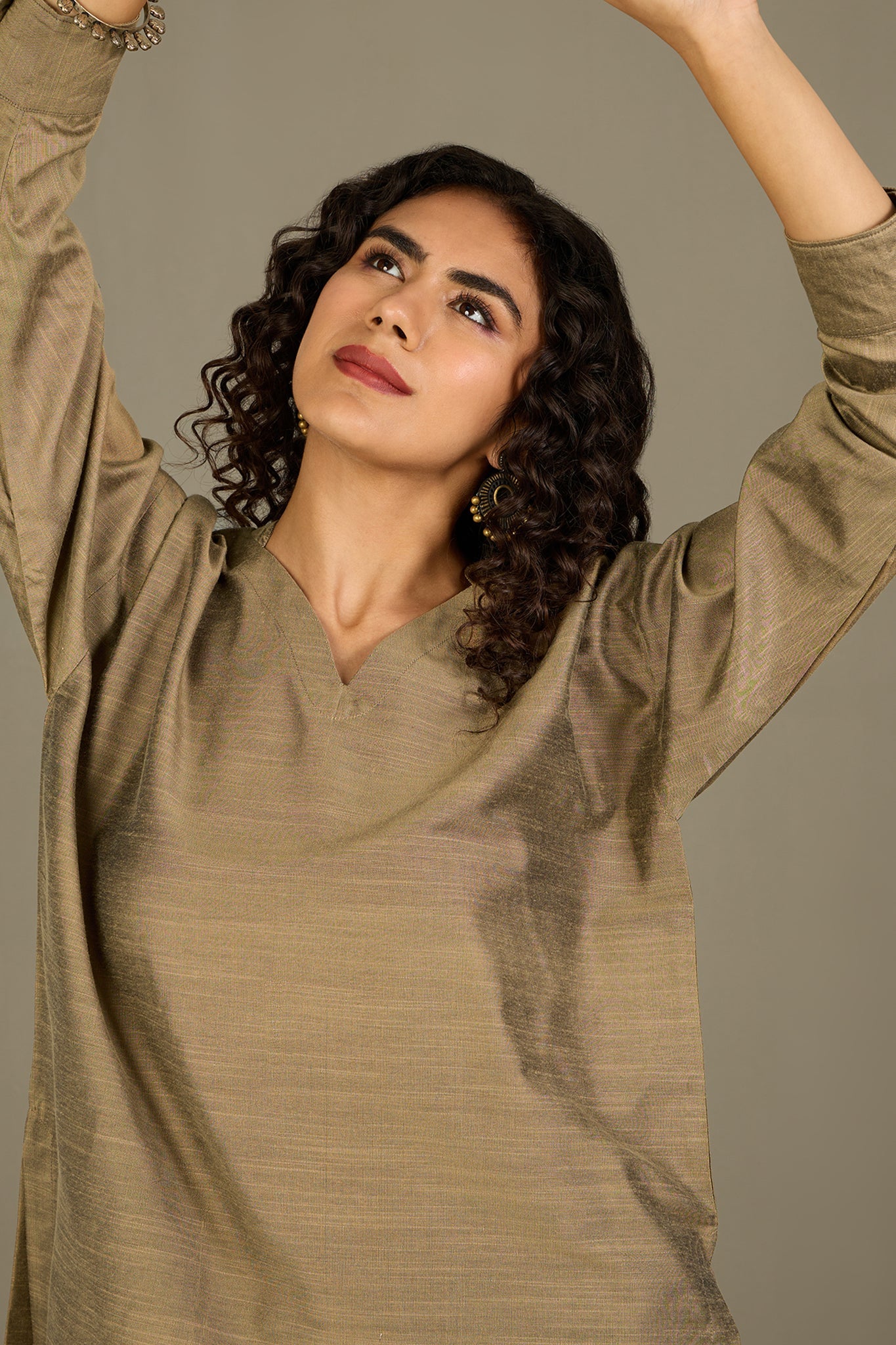 Co-ord Set Burnished Gold  Silk Slub Leisure Tunic (Set of 2)