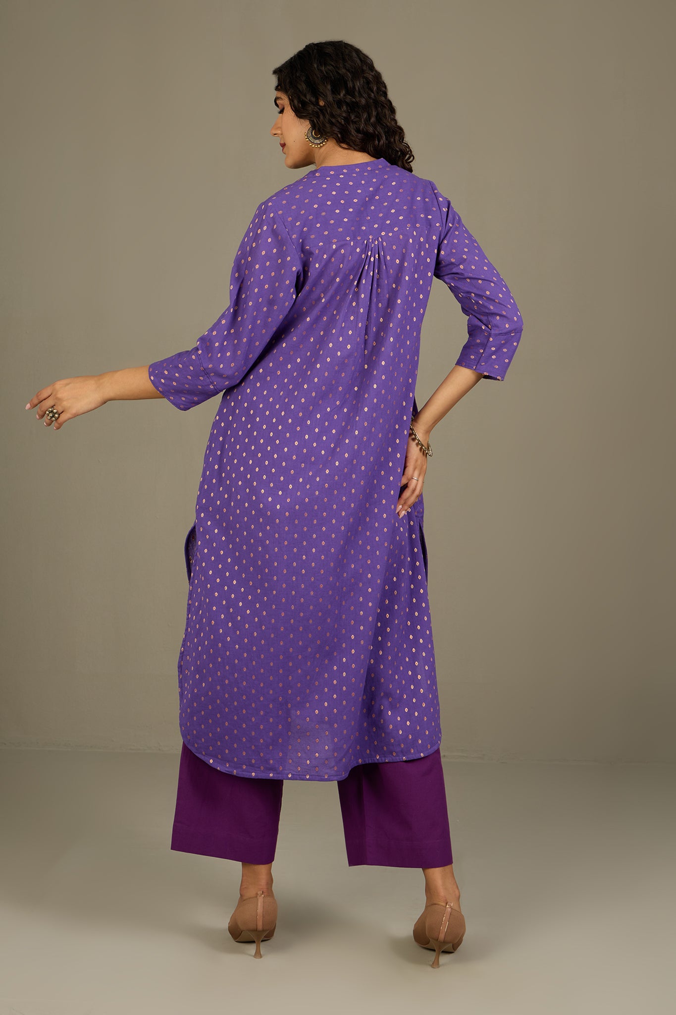 Gilded Violet Stand Collar Kurta with Round Hemline