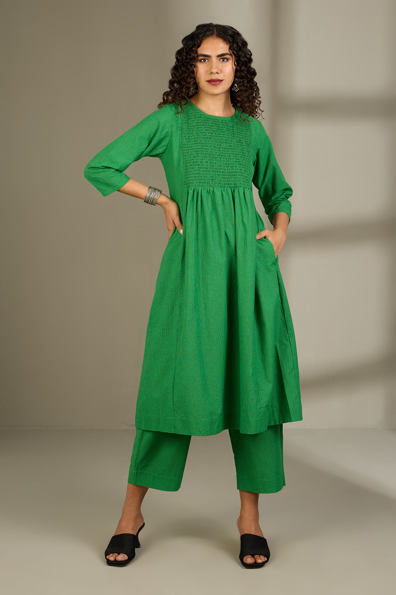 Co-ord Set Verdant Plumage Smocked Yoke Kurta & Pants