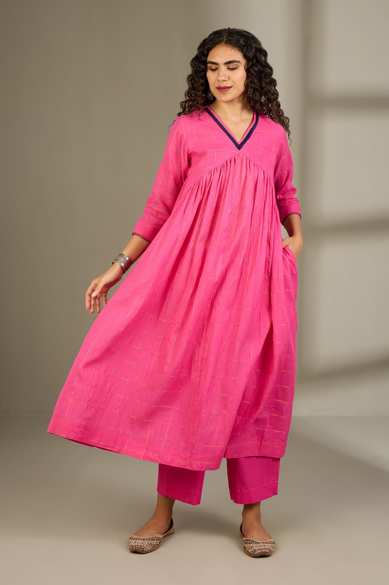 Gulabi Grid & Gold V-Neck Gather Anarkali