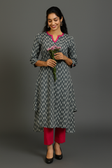 Ash Rose Sprinkle Ikat Long Kurta with Side Twist